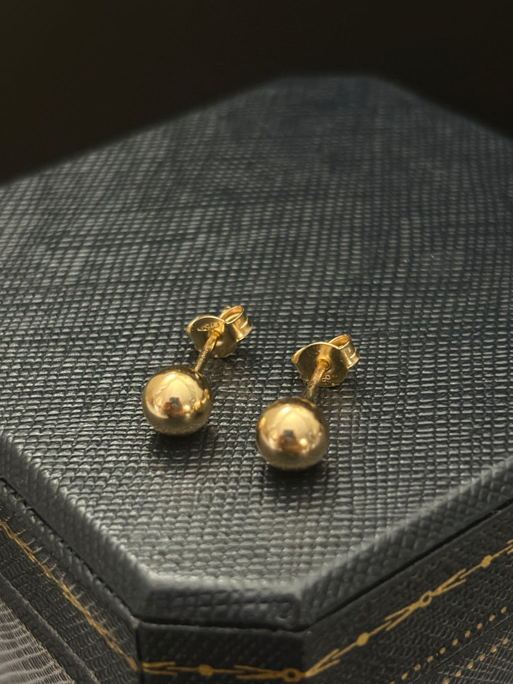 7MM Plain Ball Stud Earring
