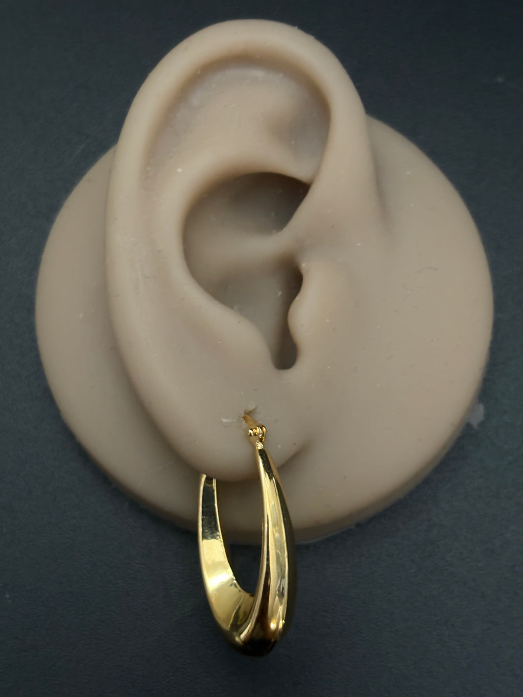 Oblong Chunky Earring