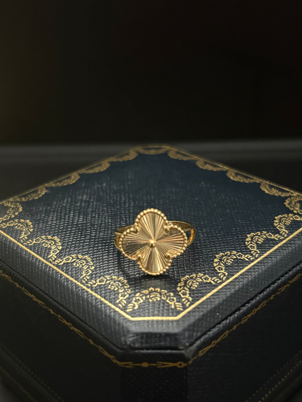 Size 5 Clover Ring
