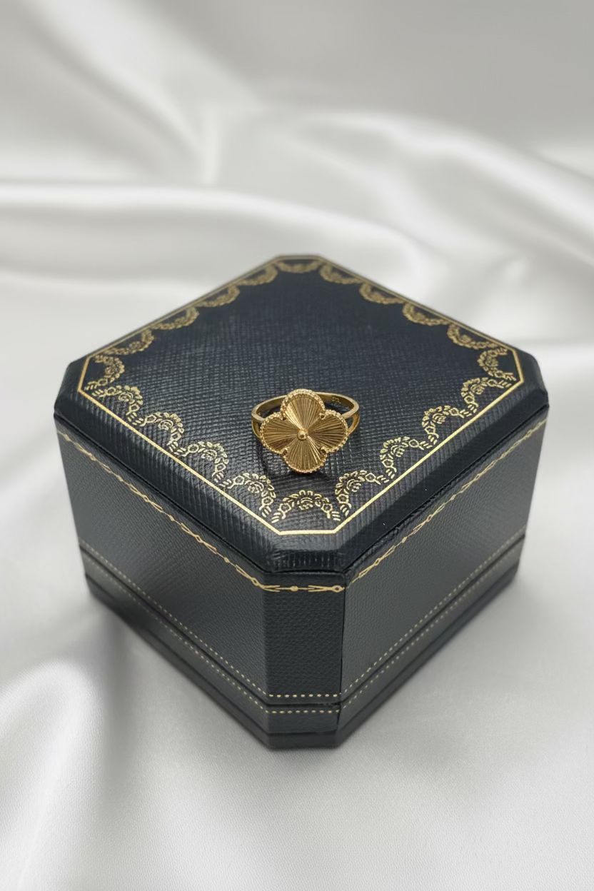 Size 5 Clover Ring