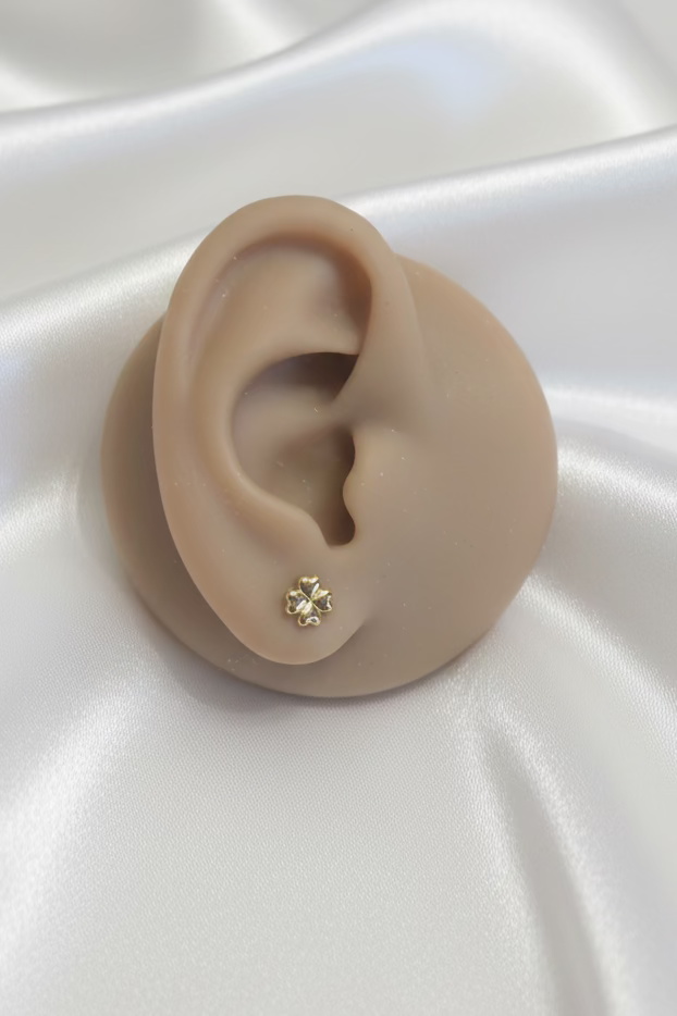 Mini Flower Stud