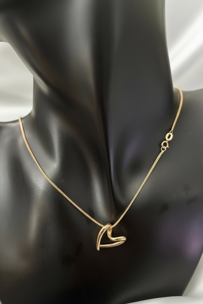 Size 17 Open Heart Necklace