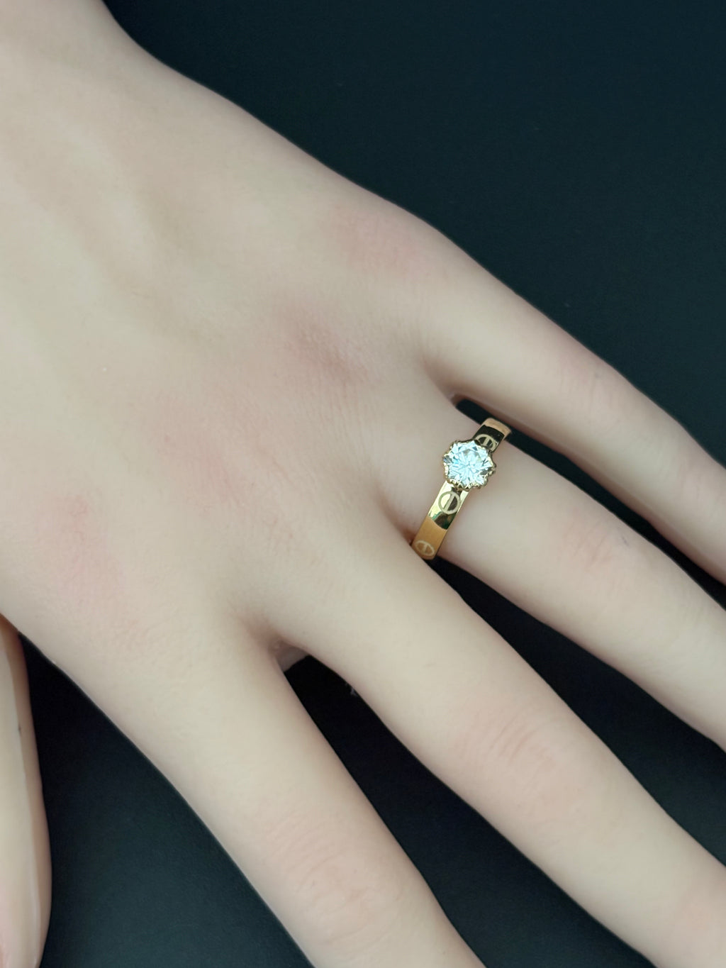 Light Weight Engagement Ring