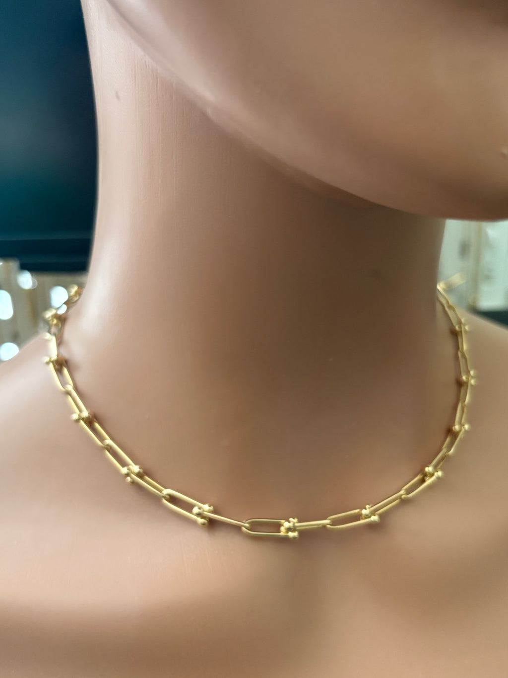 Size 18 Hardware Necklace