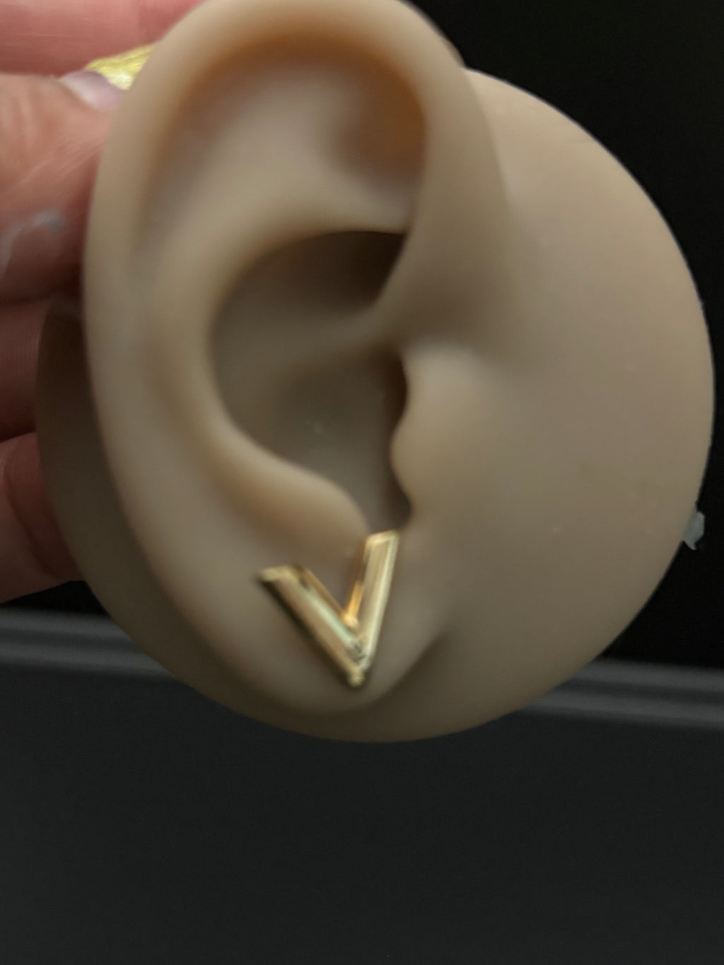 V Stud Earring