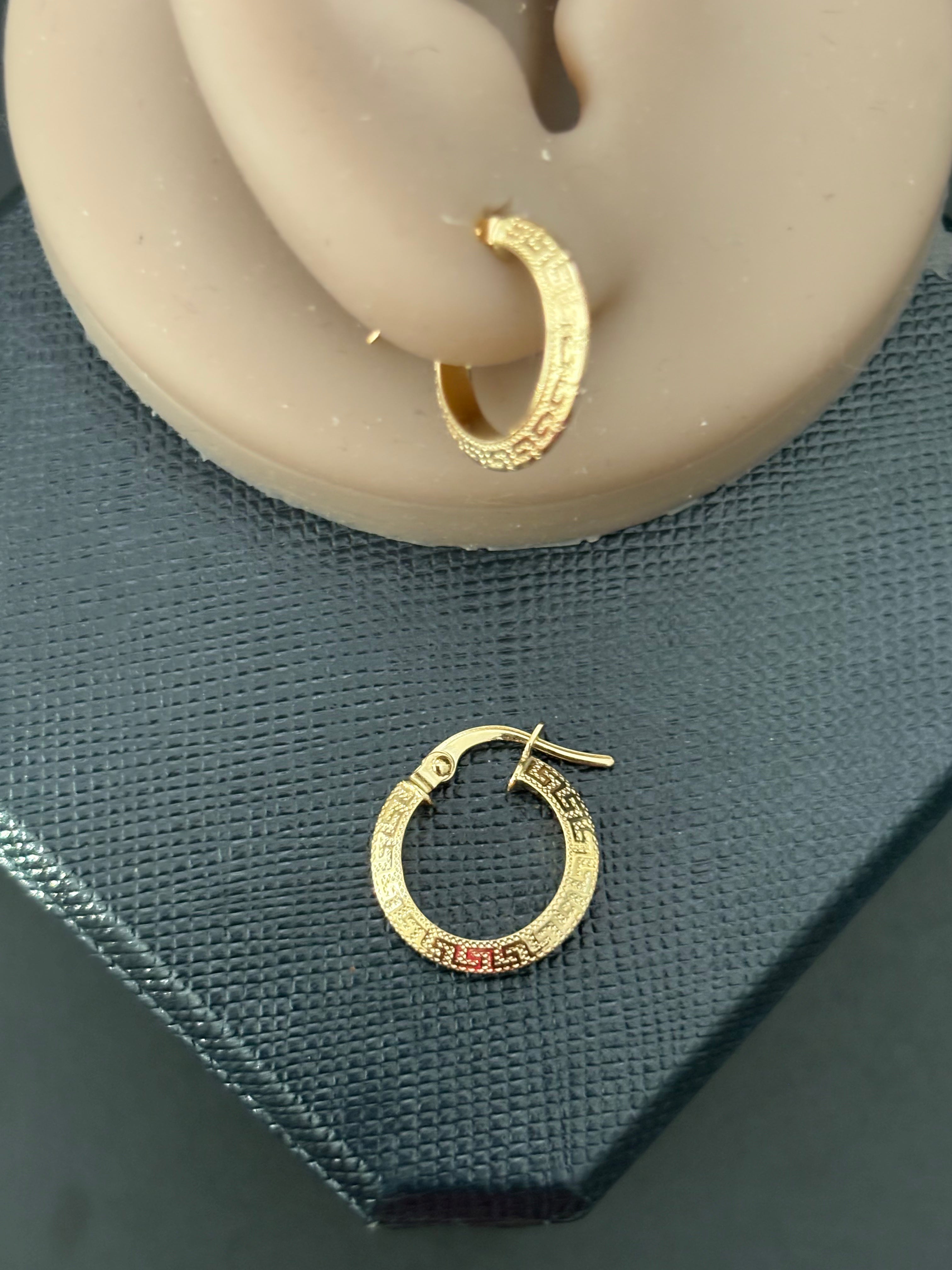 15MM Hoop Earring